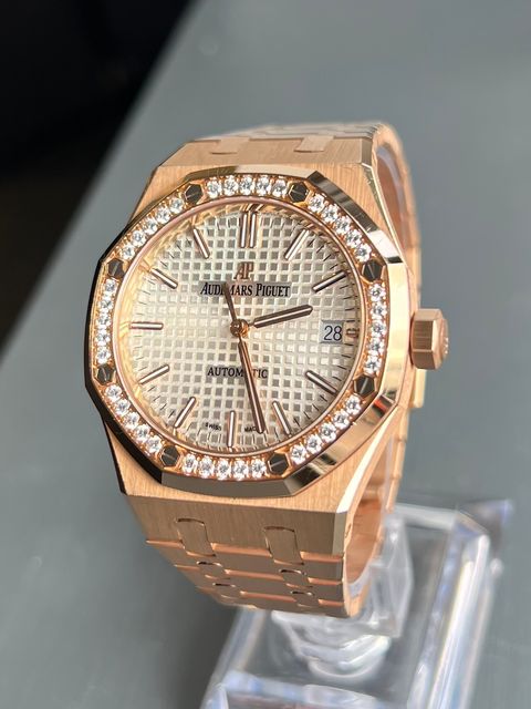 Audemars Piguet Royal Oak 15451OR.ZZ.1256OR.01 Image 2